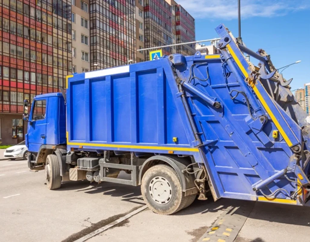Zippy Dumpster providing affordable dumpster rental in Riverside County neighborhoods