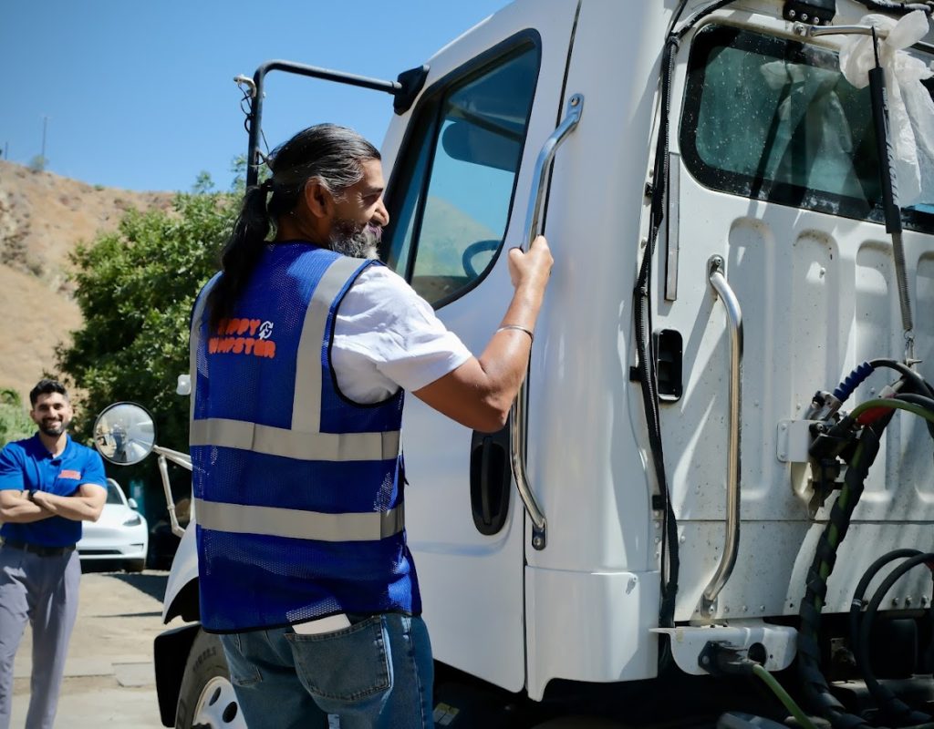 4 yard dumpster rental in Los Angeles, CA